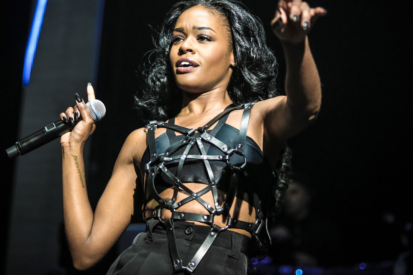 Azealia Banks Can't Release New Music Until March 2016