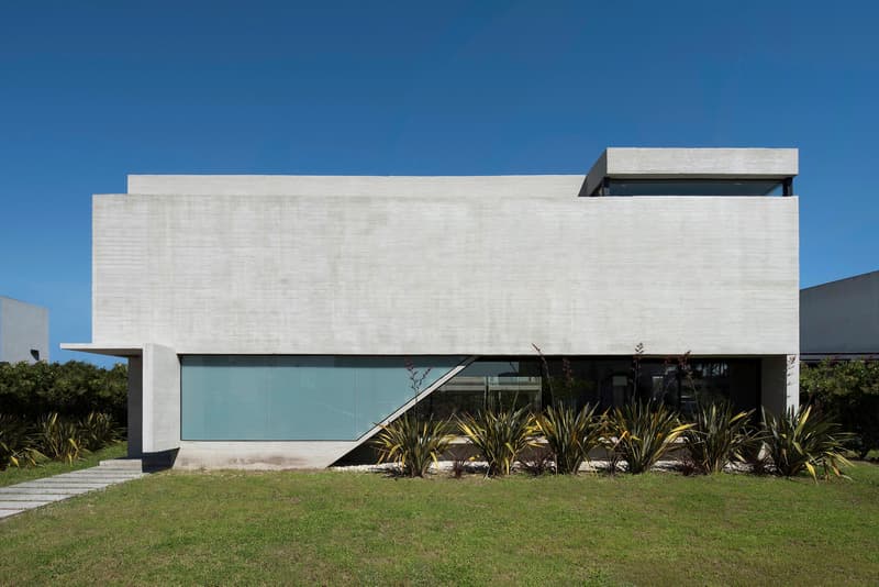 BLQ House Luciano Kruk Quilmes Argentina Architecture Modern Homes Houses Sleek Interior Exterior Garden