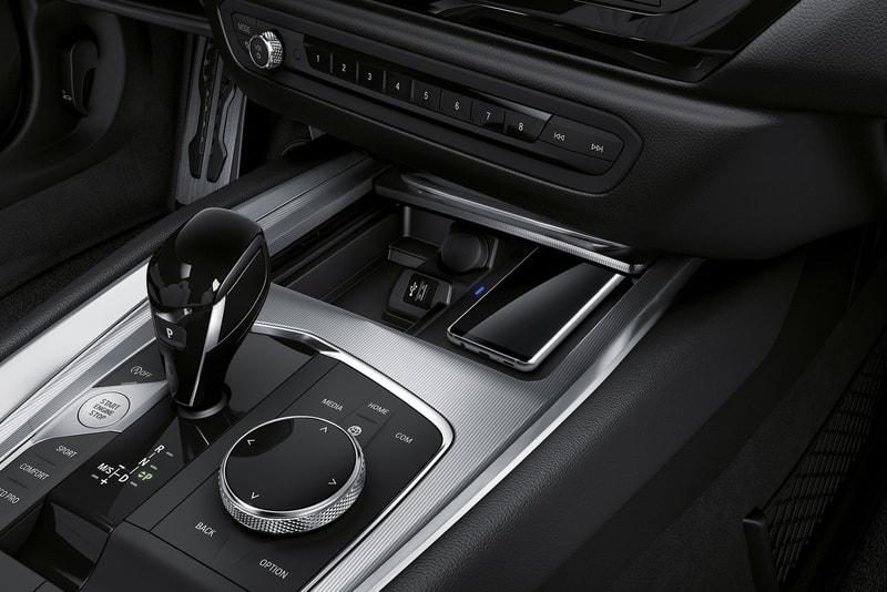 BMW 2019 Z4 M40i Car Details Pebble Beach Debut Available Automotive unveil debut first look official sportscar august 23 2018 full reveal images pictures