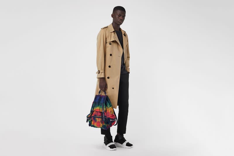 burberry 2018 august fashion accessories tie dye