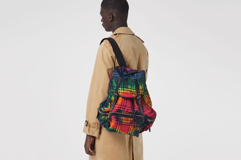 burberry 2018 august fashion accessories tie dye