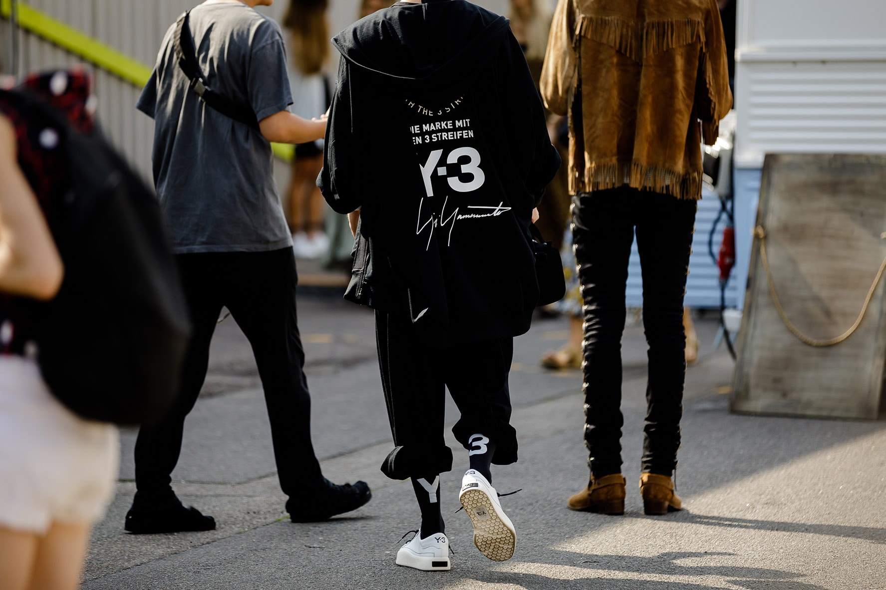 Copenhagen Fashion Week Spring/Summer 2019 Street Style CIFF ACW A-COLD-WALL* Yung-1 Burberry Supreme Prada Naomi Campbell Aries Palm Angel Dior Gucci Gosha Kaws Uniqlo Sesame Street Y-3 adidas High End
