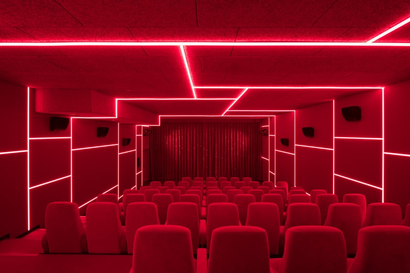 Кинотеатр Delphi Lux Batek Ester Bruzkus Architects