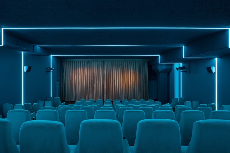 Кинотеатр Delphi Lux Batek Ester Bruzkus Architects