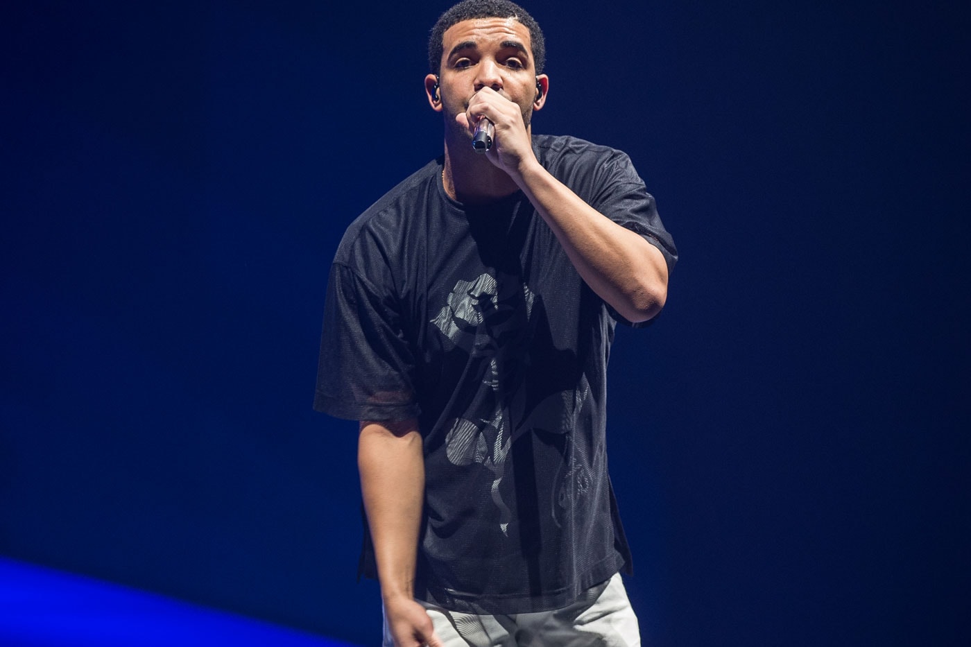 Drake, JAY Z and Big Sean Join J. Cole on Stage at 'Forest Hills Drive' Concert 