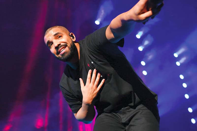 drake performs michael jackson rock with you live 2018 aubrey and the three summer north american us tour kansas city migos versace video cover watch