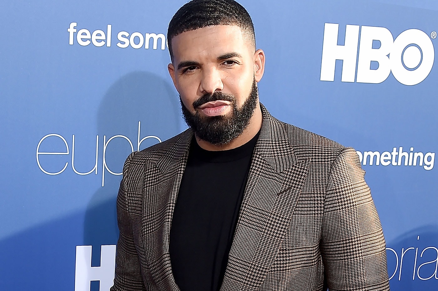 Drake Announces 'Summer Sixteen' Pop-Up Shop in New York City
