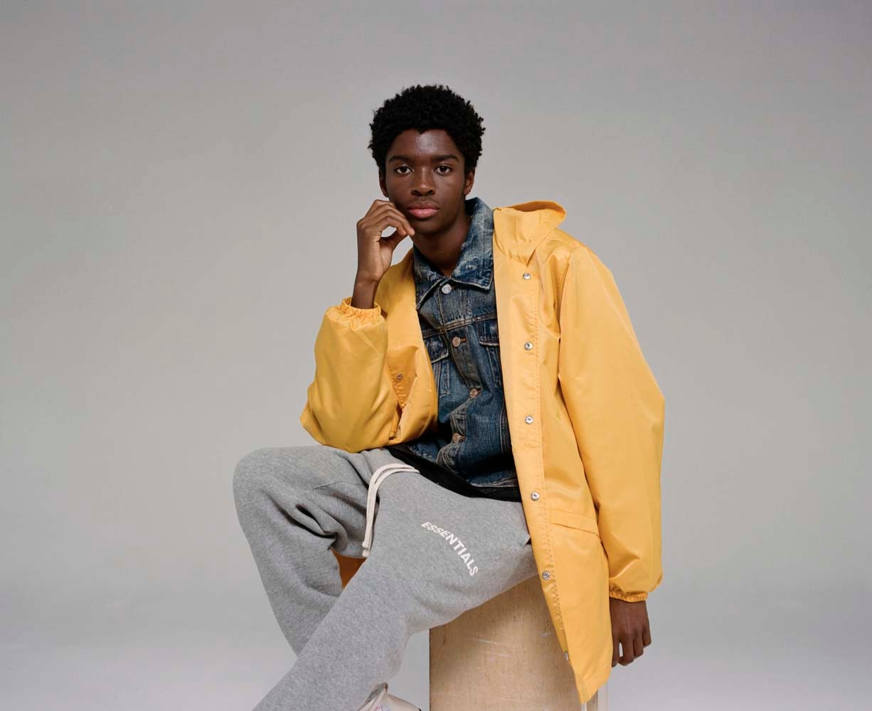 ESSENTIALS Fall winter 2018 Campaign Converse Sneakers imagery colorways drop release date info pacsun collaboration hoodies shirts sweaters leggings shorts denim jeans jackets hoodies tees branding logos jerry lorenzo fear of god fog