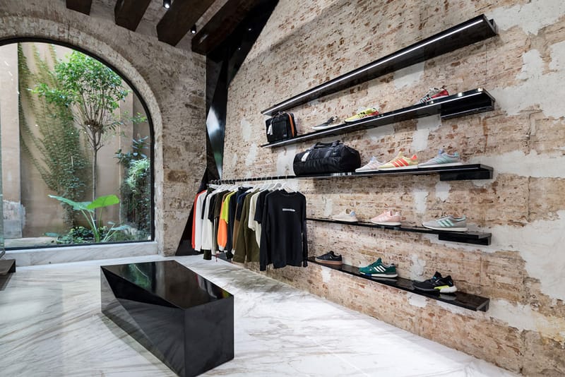 Foot District Opens Striking, Opulent Outpost in Barcelona