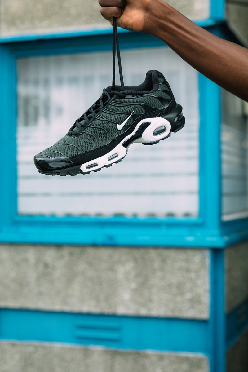 Foot Locker Campaign Nike adidas Yung 96 adidas ultraboost asics hyper gel puma thunder air VM plus TN1 Air Max 97 Plus
