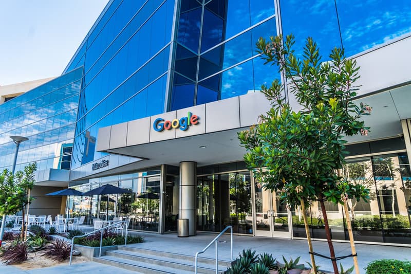 Google Chicago Retail Space Home Pixel Hardware 14000 Square Foot Store Design Tech Midwest