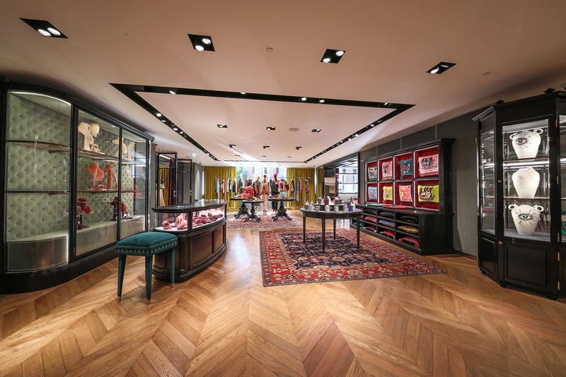 Gucci London Sloane Street Flagship Store Inside Newly Renovated 1200 Square Meters Two Floors Mens Womens Ready-to-wear Accessories Handbags Luggage Footwear Jewellery Watches Eyewear Décor Collection Dapper Dan Alessandro Michele Customization Personalization