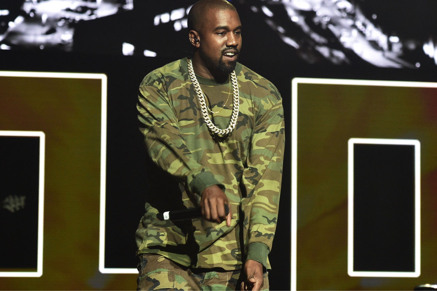 Kanye West to Perform Whole '808s & Heartbreak' Album