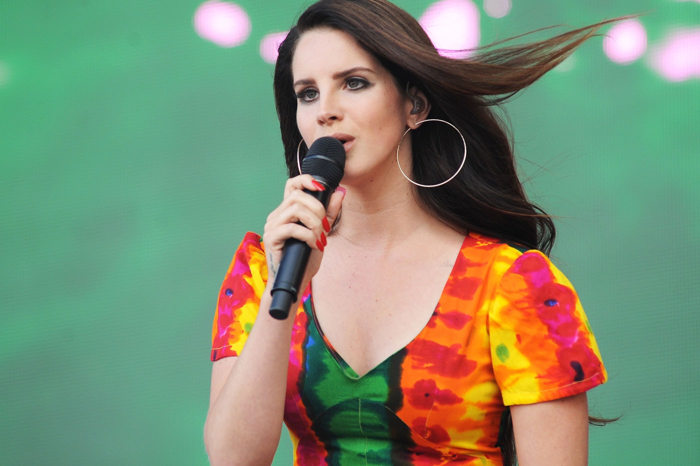 Lana Del Rey Unveils Video for "High By The Beach"