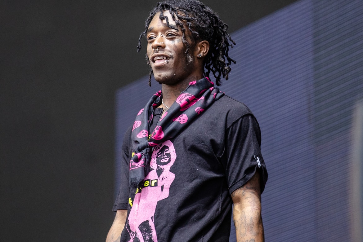 Lil Uzi Vert Gets A Bible Thrown At Him Hypebeast