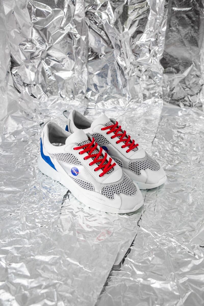 mercer amsterdam nasa sneakers collaboration 2018 fall winter white blue grey red black apollo 11 shoes