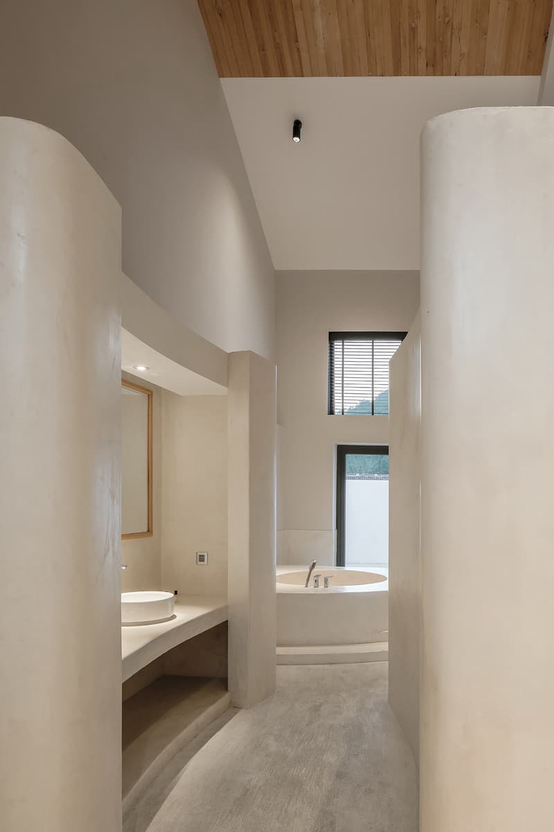 Miya LOSTVILLA Huchen Barn Resort Ares Partners Huchenxiang Ninghai Ningbo Zhejiang China Hotel Modern Interior Exterior Mountainous Landscape