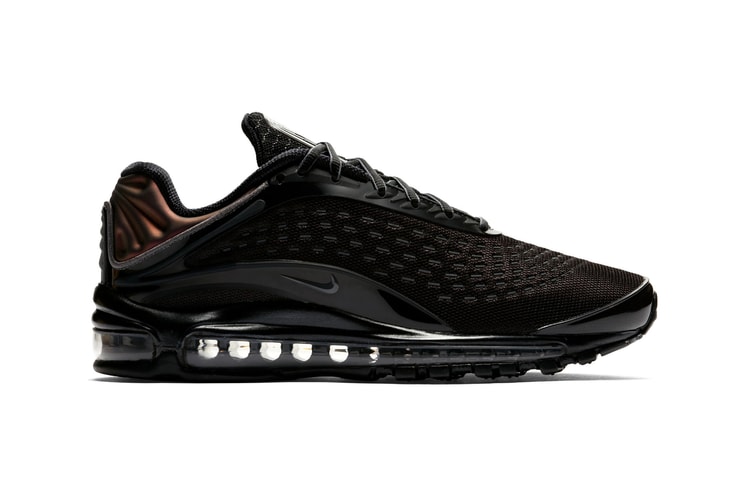 Nike Air Max Deluxe Gets the "Triple Black" Treatment With a Side of Bronze