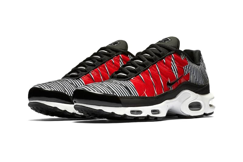 Nike Air Max Plus SE black pure white