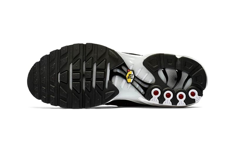 Nike Air Max Plus SE black pure white