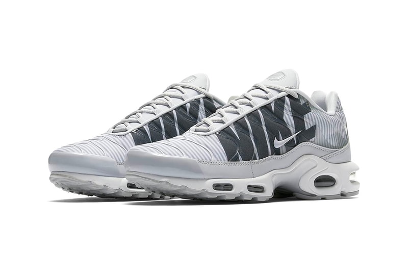 Nike Air Max Plus SE black pure platinum