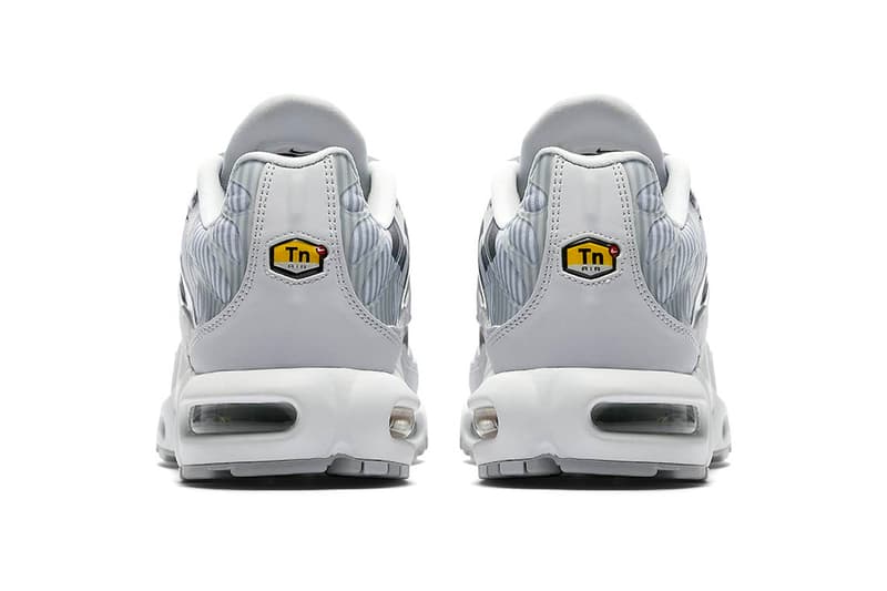 Nike Air Max Plus SE black pure platinum