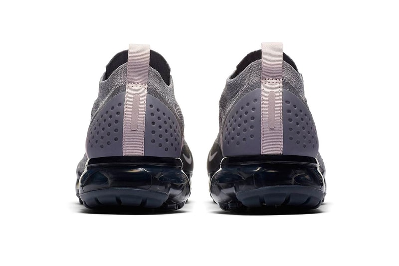 Nike Air VaporMax Moc 2 Triple Grey Gunsmoke Blackened Blue Thunder Grey Particle Rose