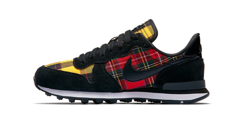 nike internationalist tartan