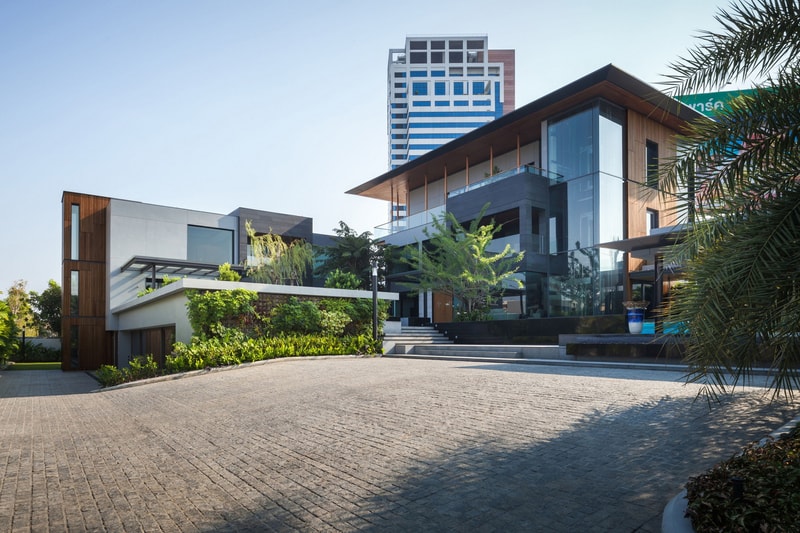OKS CASA Thailand saARCHOFFICE Architects Khwaeng Bang Wa 2017 design interior house home luxury ferrari supercar collector Spaceshift Studio
