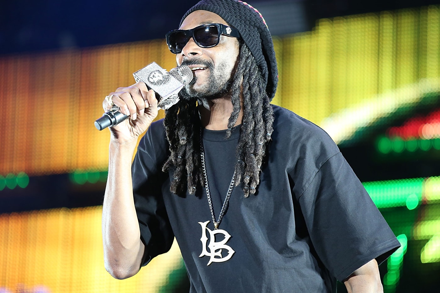Snoop Dogg Dis Finna Be A Breeze