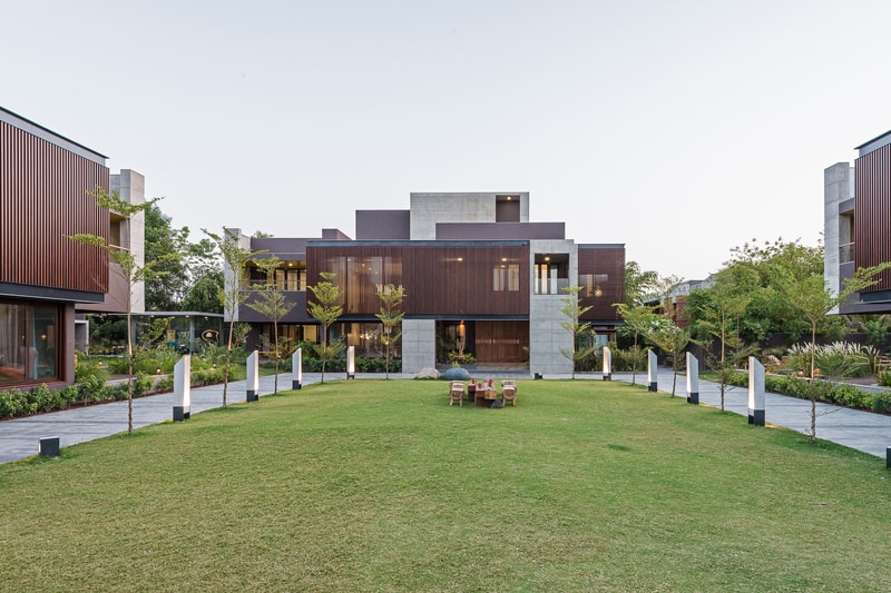 The Screen House Grid Architects Ahmedabad India Architecture Homes Houses