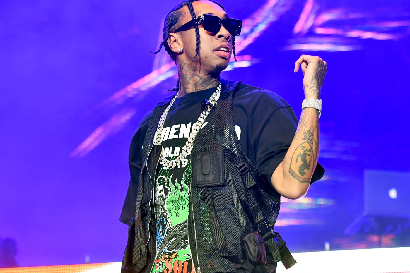 Tyga featuring Lil Wayne – I’m On It (Video & Song)