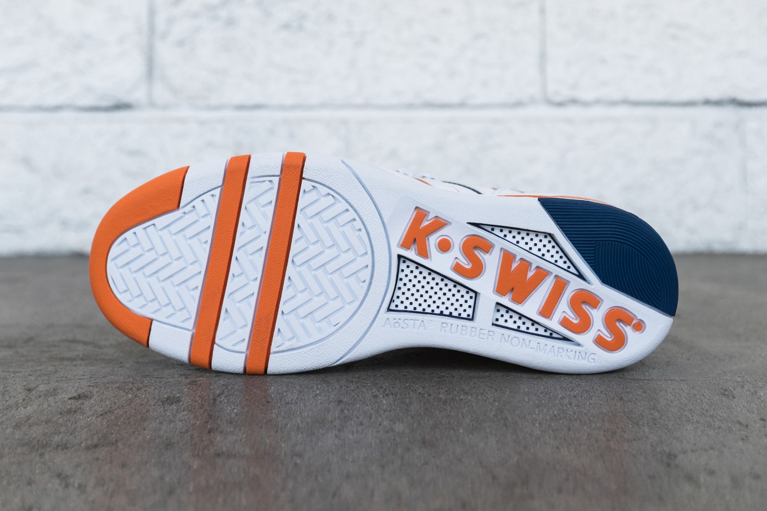 Anwar Carrots K-Swiss SI-18 white orange navy gold release info sneakers exclusive collaborations