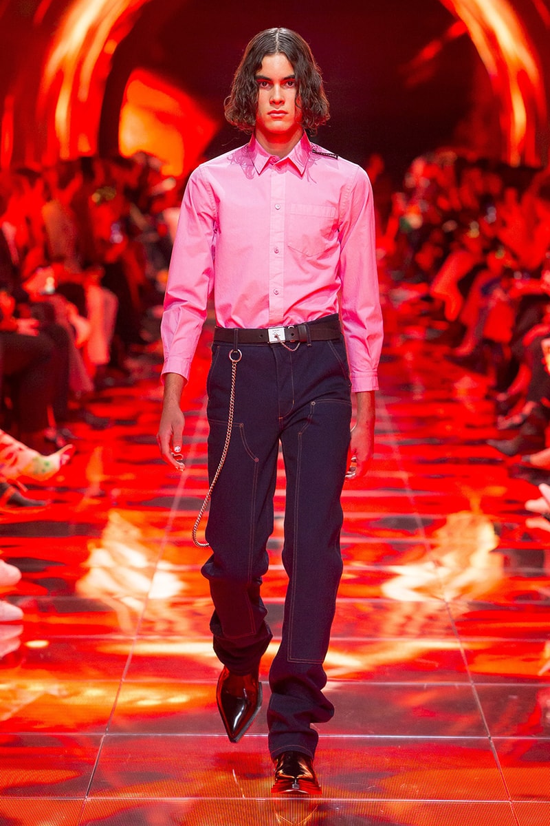 balenciaga runway spring 2019 collection paris fashion week men women demna gvasalia suit shoulder sneaker track dress logo