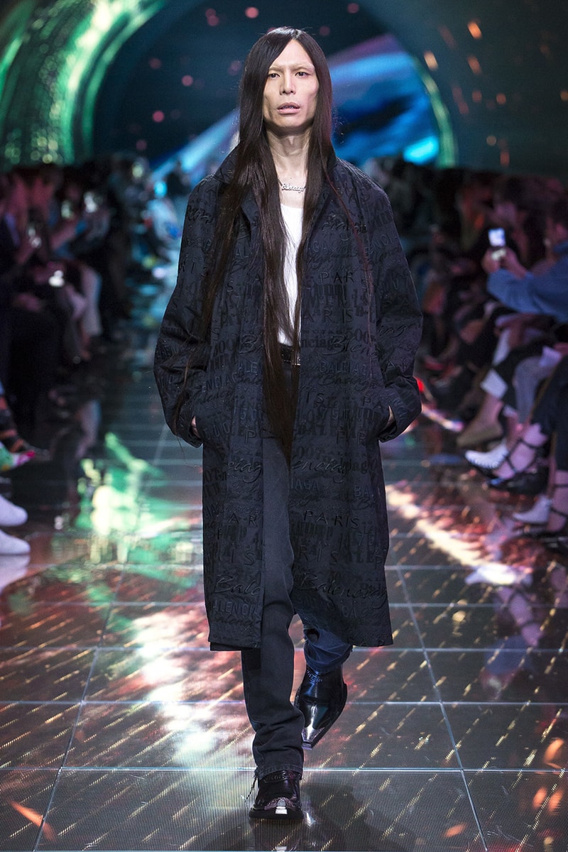 balenciaga runway spring 2019 collection paris fashion week men women demna gvasalia suit shoulder sneaker track dress logo