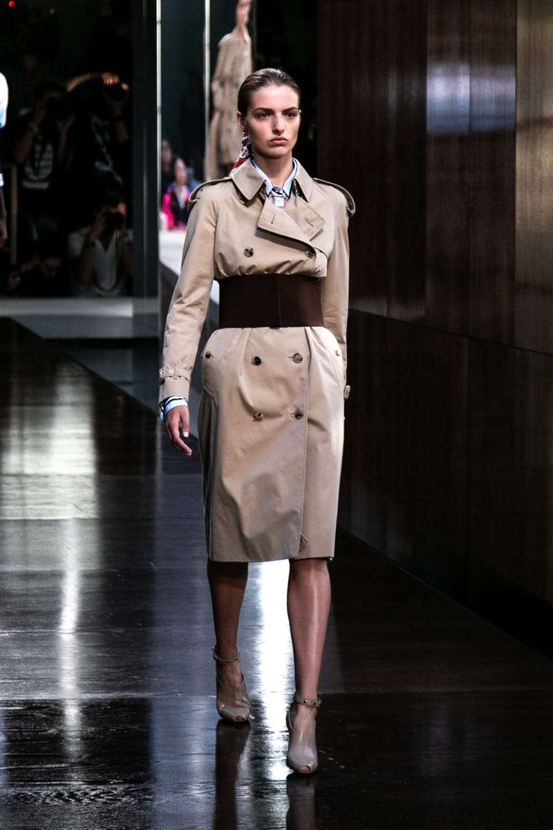 burberry runway coat