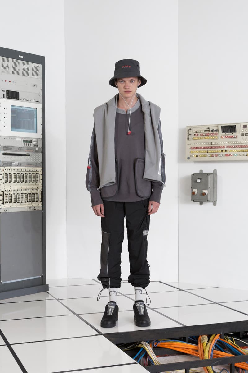 c2h4 System of Carbon collection fall winter 2018 lookbook drop release date info techwear computer september 27 2018 cargo parka jacket coat vest bucket hat