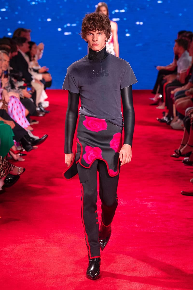 CALVIN KLEIN 205W39NYC Spring Summer 2019 NYFW Runway Show New York Fashion Week Jaws Print Raf Simons The graduate