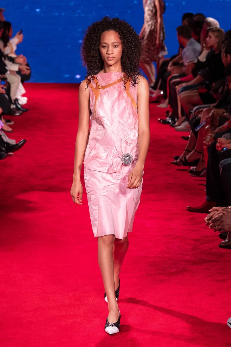 CALVIN KLEIN 205W39NYC Spring Summer 2019 NYFW Runway Show New York Fashion Week Jaws Print Raf Simons The graduate