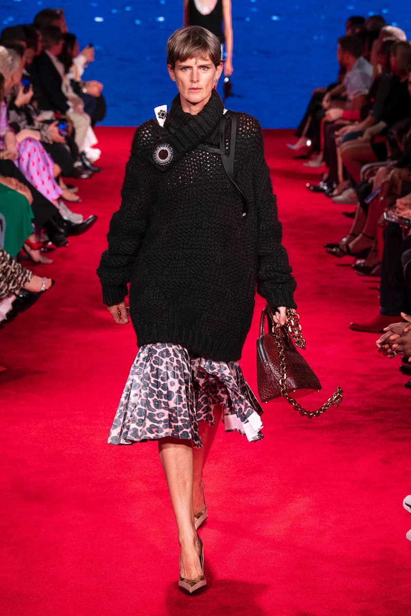 CALVIN KLEIN 205W39NYC Spring Summer 2019 NYFW Runway Show New York Fashion Week Jaws Print Raf Simons The graduate