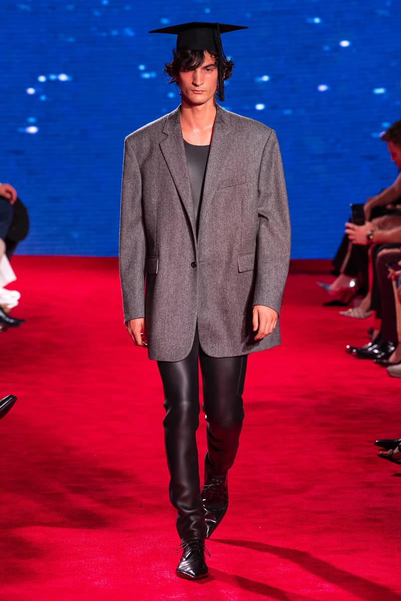CALVIN KLEIN 205W39NYC Spring Summer 2019 NYFW Runway Show New York Fashion Week Jaws Print Raf Simons The graduate