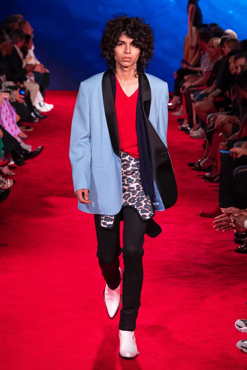 CALVIN KLEIN 205W39NYC Spring Summer 2019 NYFW Runway Show New York Fashion Week Jaws Print Raf Simons The graduate