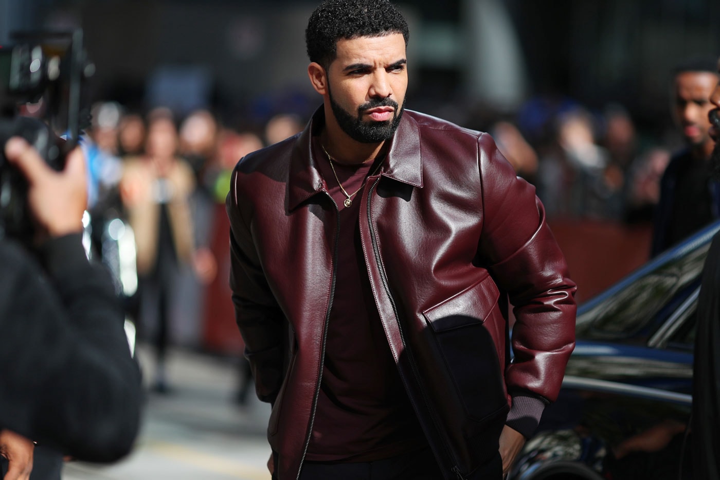 Drake New Massive OVO Owl 10 Chain Jason of Beverly Hills 100 Carat Diamonds White Gold Video