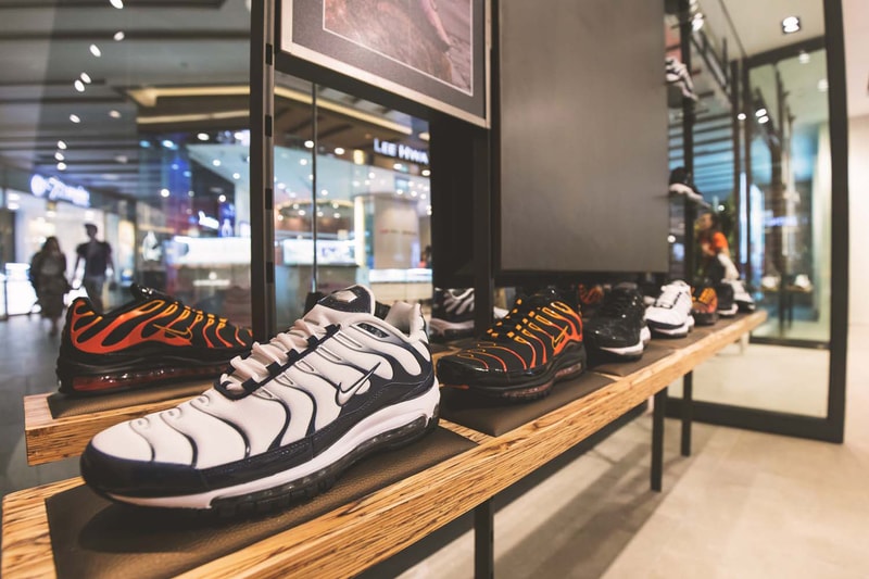 Foot Locker Open Second Singapore Retail Location Sneaker Nike Uptempo Fila Disruptor