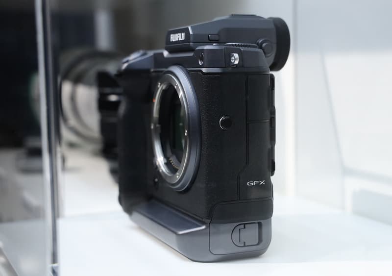Fujifilm GFX 100 Medium Format Camera First Look Mirror Less Pricing Info Release Photokina 2018