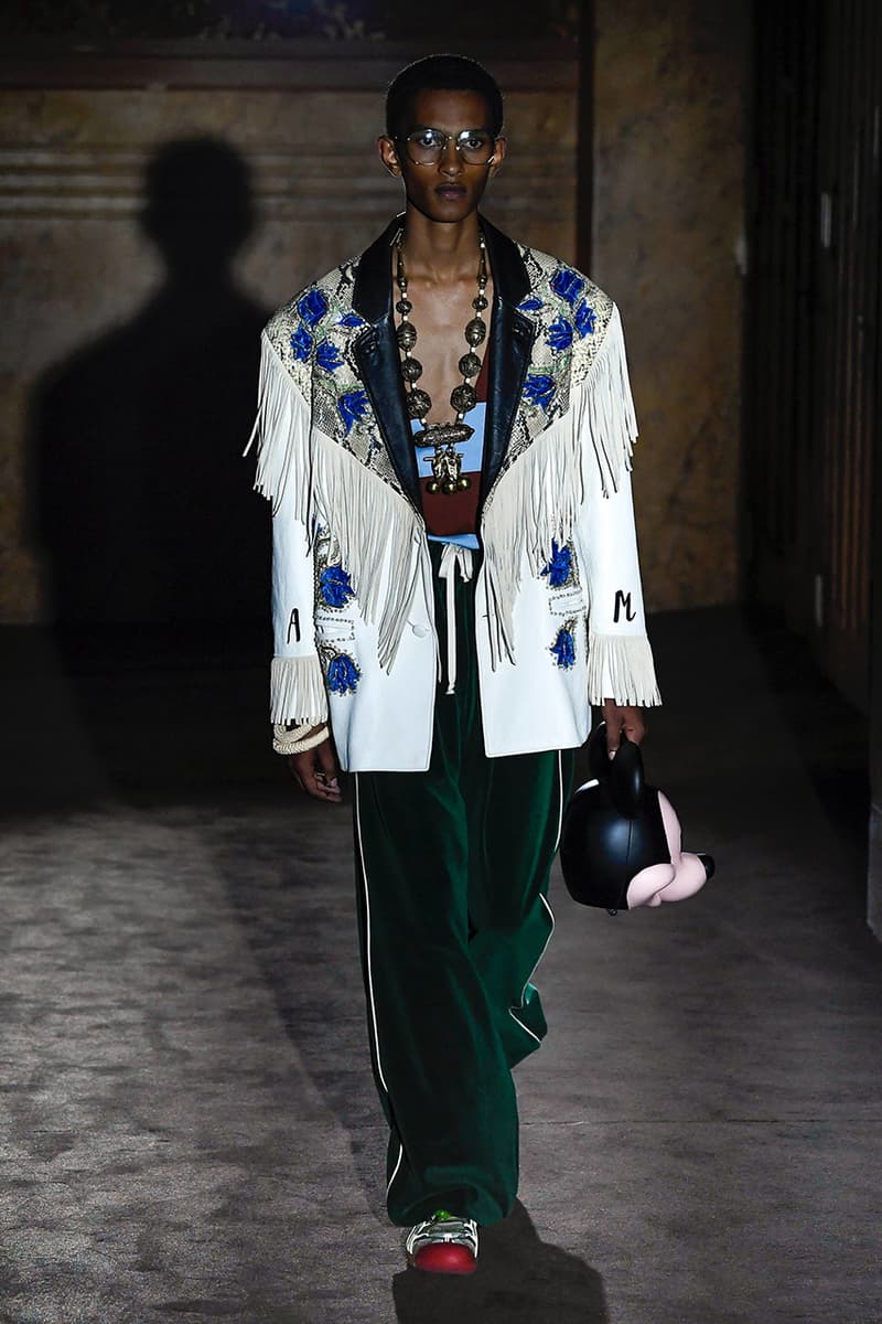 gucci spring summer 2019 runway presentation show paris fashion week alessandro michele menswear womens dolly parton