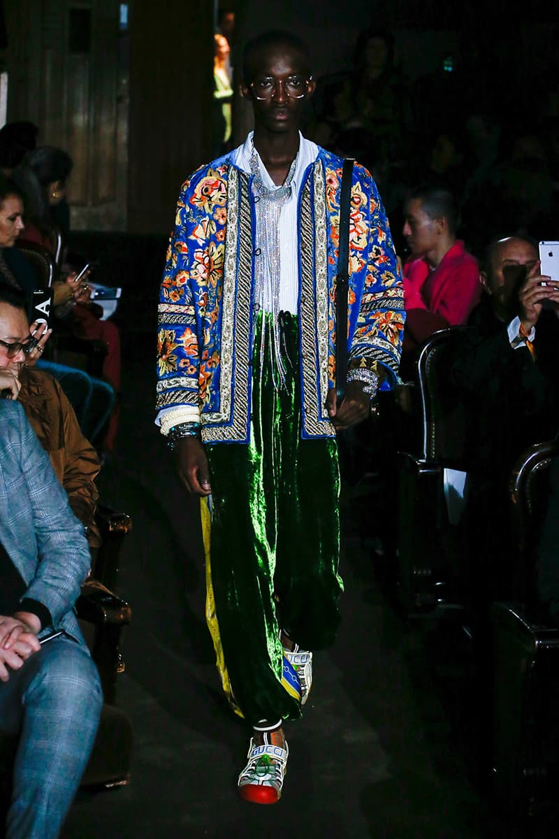 gucci spring summer 2019 runway presentation show paris fashion week alessandro michele menswear womens dolly parton