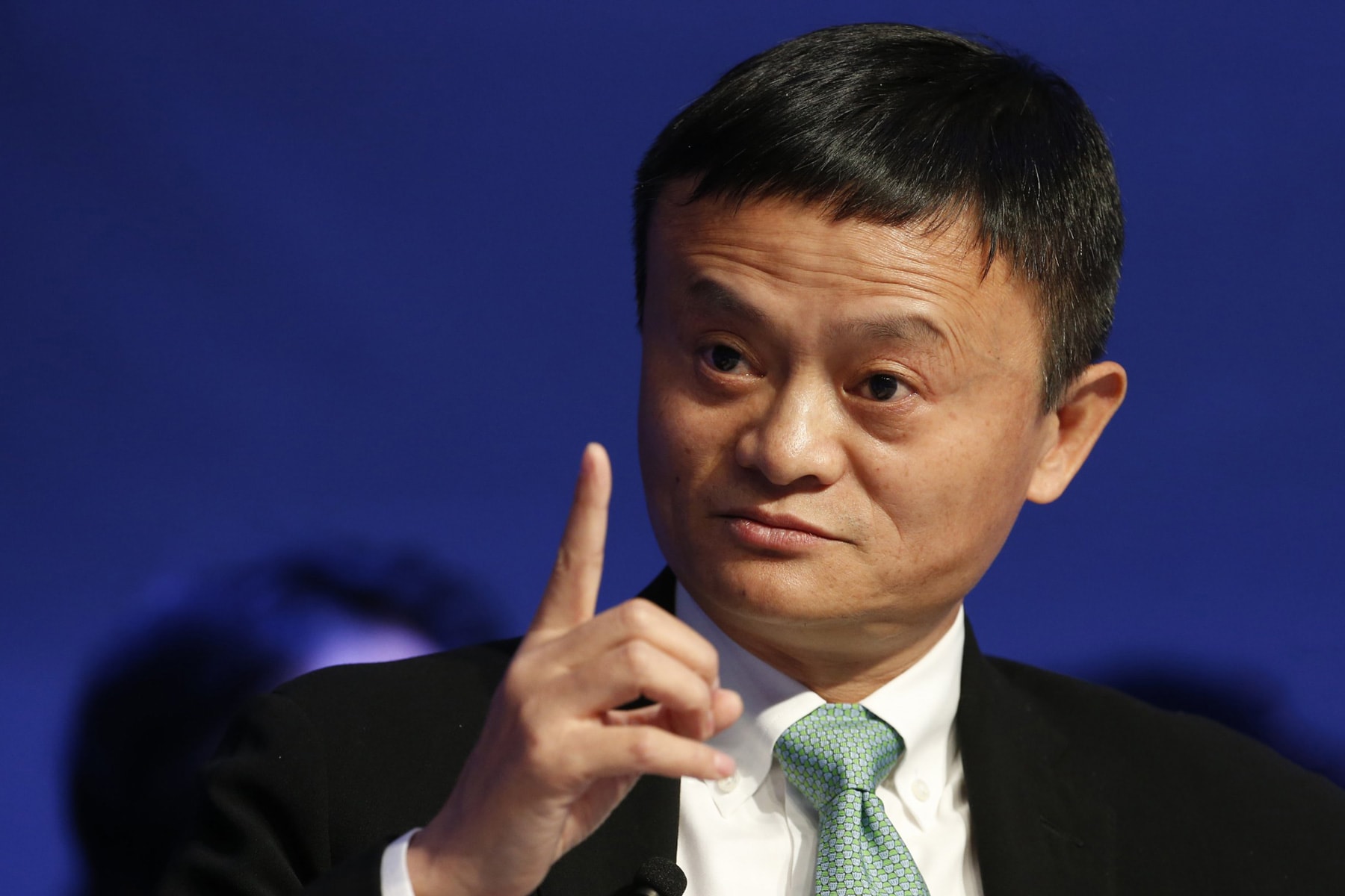 jack ma alibaba ceo retirement replacement daniel zhang 54 years old bill gates plan philanthropy announcement open letter china