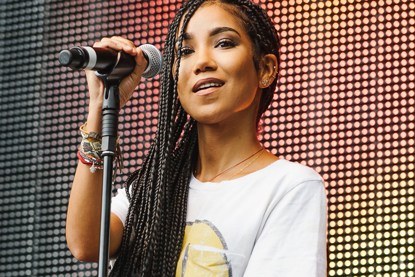 Jhene Aiko Shares New Single, "In a World of My Own / Very Good Advice"