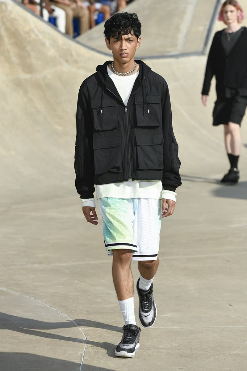 John Elliott spring summer 2019 runway collection sheck wes suicoke nike blackmeans mars jewelry sneaker shoe first look new york pier 62 skatepark justin bieber lebron james collaboration exclusive drop release date info tie dye denim acg